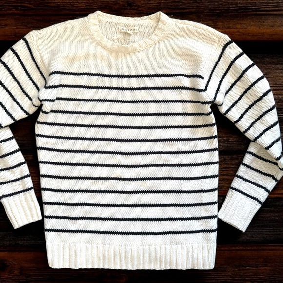 Aero Aeropostale Striped Black White Oversized Crew Pullover Sweater Women M - Picture 2 of 9